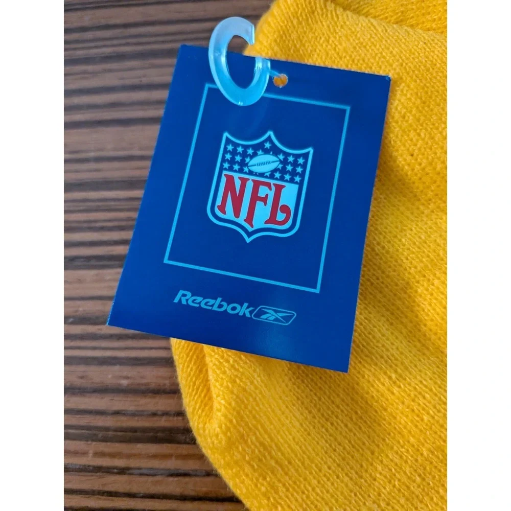 NWT  Dead Stock Y2K Reebok Pittsburgh Steelers Beanie Winter Hat NFL